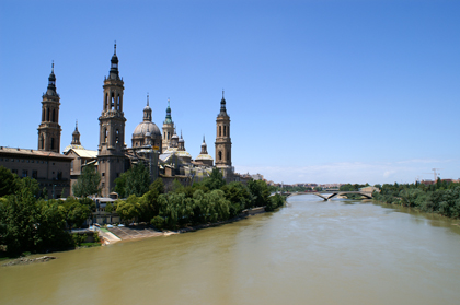 la basilique de Saragosse.